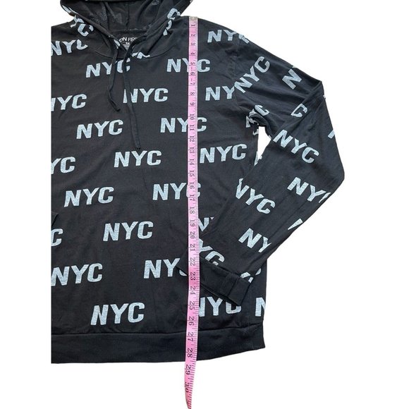 On Fire White & Black NYC‎ Logo Long Sleeve Hooded Shirt Women's Size 3x - Picture 6 of 11